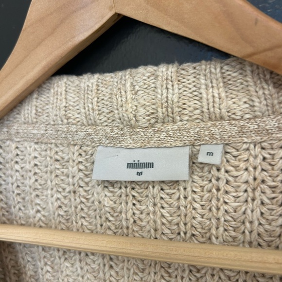 Minimum M loose knot cream cardigan in excellent condition! Great for spring - Picture 6 of 14